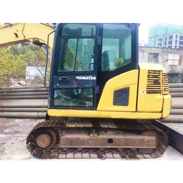 Komatsu excavator 7 ton PC70-8 hydraulic excavating digging equipment used excavator for sale