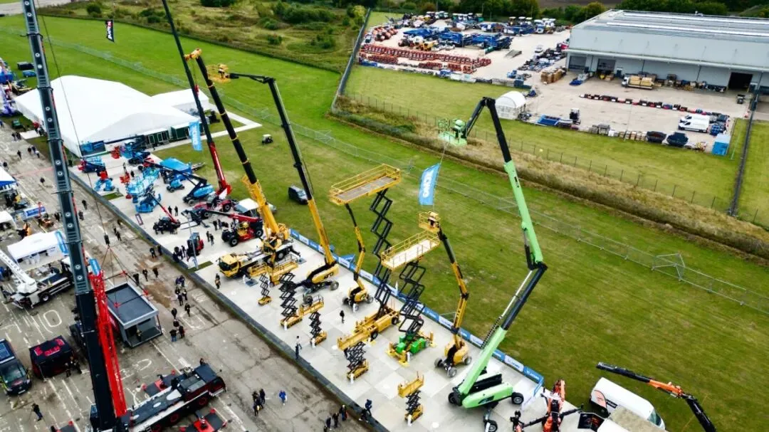 XCMG Expands Partnership Network at Dual Exhibitions