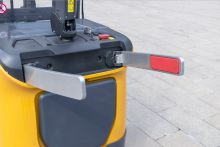 XCMG Hot Sale 1.5ton 2ton Electric Self Loading Machine Full Electr Stacker