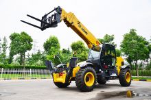 XCMG XC6-3007K New Design Side Shifter Truco Mounted 4x4 Telehandler Forklift
