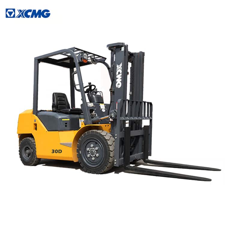 XCMG Japanese Engine XCB-D30 4Wd Tractor 3t Diesel Forklift Closed Cabin