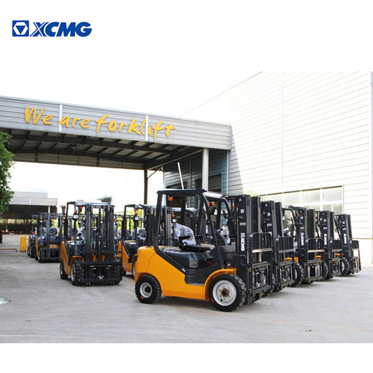 XCMG Japanese Engine XCB-D30 Diesel 3T 5 Ton Lift 5M Telescopic Reach Forklift