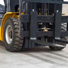 XCMG FD25T quick attach material  forklift forks port diesel forklift