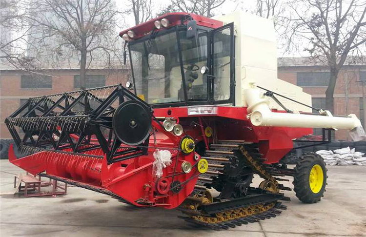 ZHONGLIAN grain harvester 4LZ-8 with crawl 680mm chain width for sale
