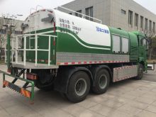 徐工集团-XZJ5250GQXS5-12吨高压清洗车