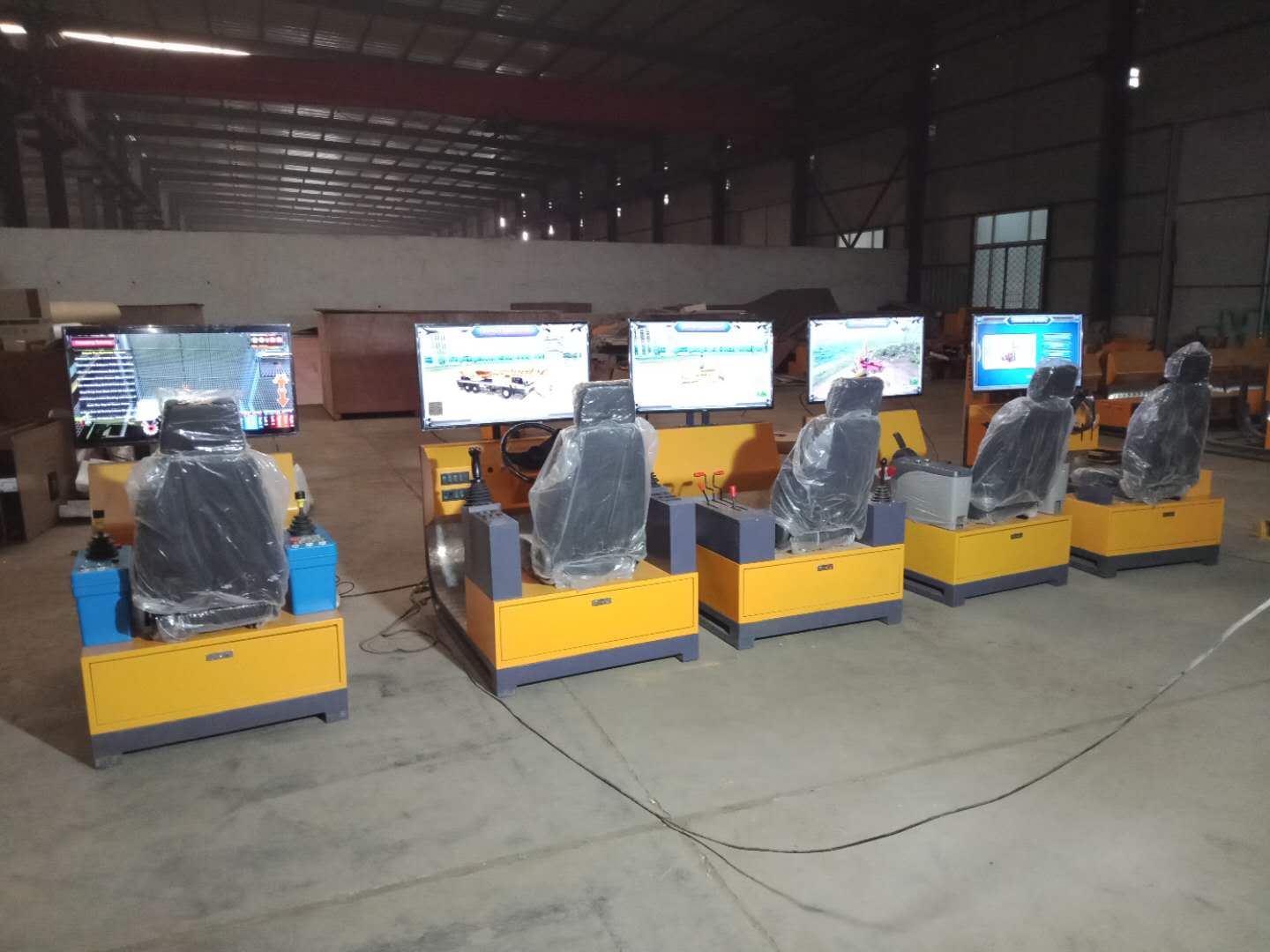 Virtual Simulation Simulator of Wheel Loader Used for Training and Teaching Assessment