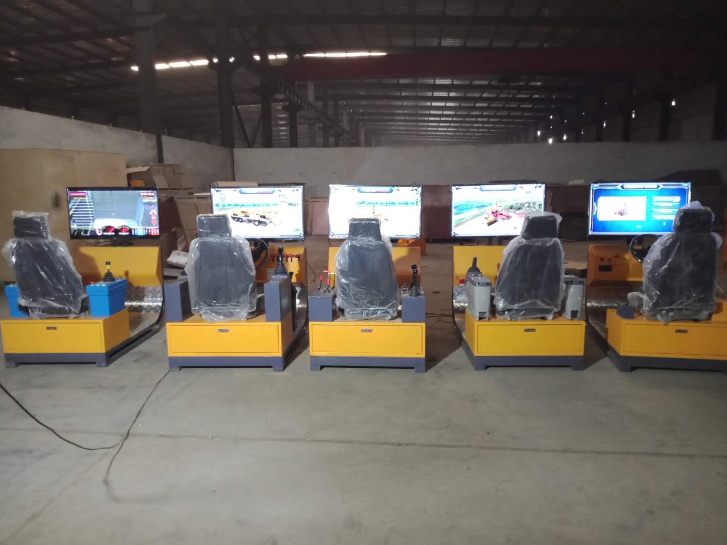 Virtual Simulation Simulator of Wheel Loader Used for Training and Teaching Assessment