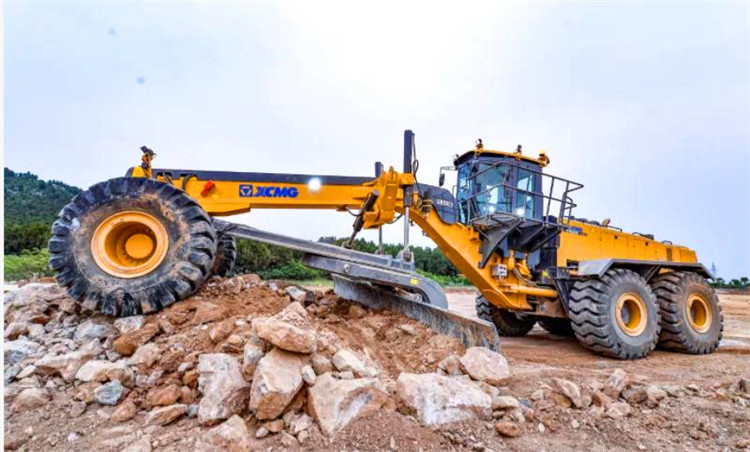 XCMG new 550HP motor graders GR5505 Chinese grader motor road construction equipment for sale