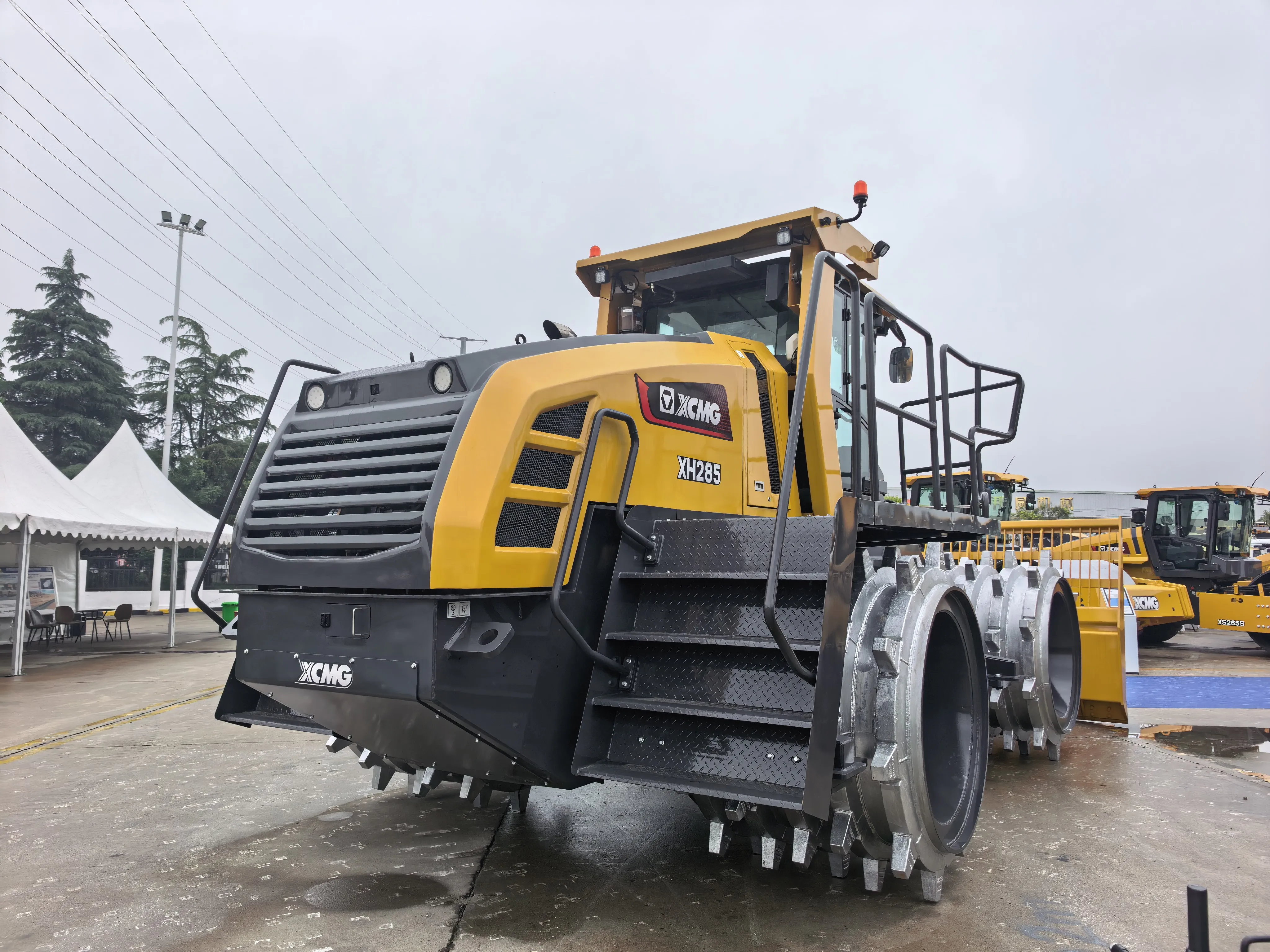 XCMG Official 28 Ton XH285 Road Roller for High Efficiency