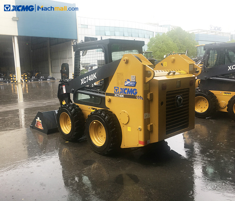 XC740K skid steer loader with 4 in 1 bucket for sale