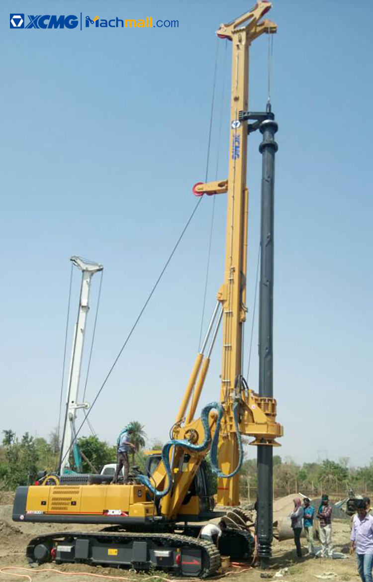 XCMG official 150kN hydraulic rotary drilling rig XR150DIII price