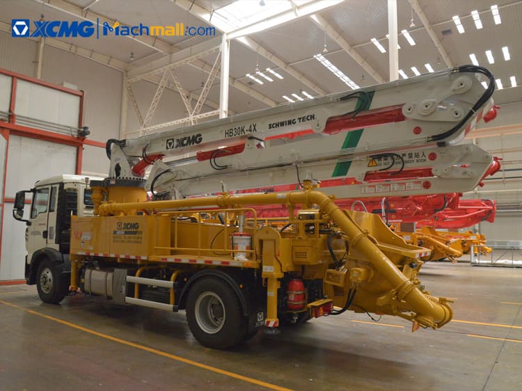 XCMG 30m small concrete pump trucks HB30K with HOWO chassis for Vietnam price