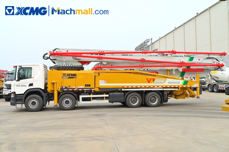 XCMG schwing concrete pumps HB62V with Scania Chassis price