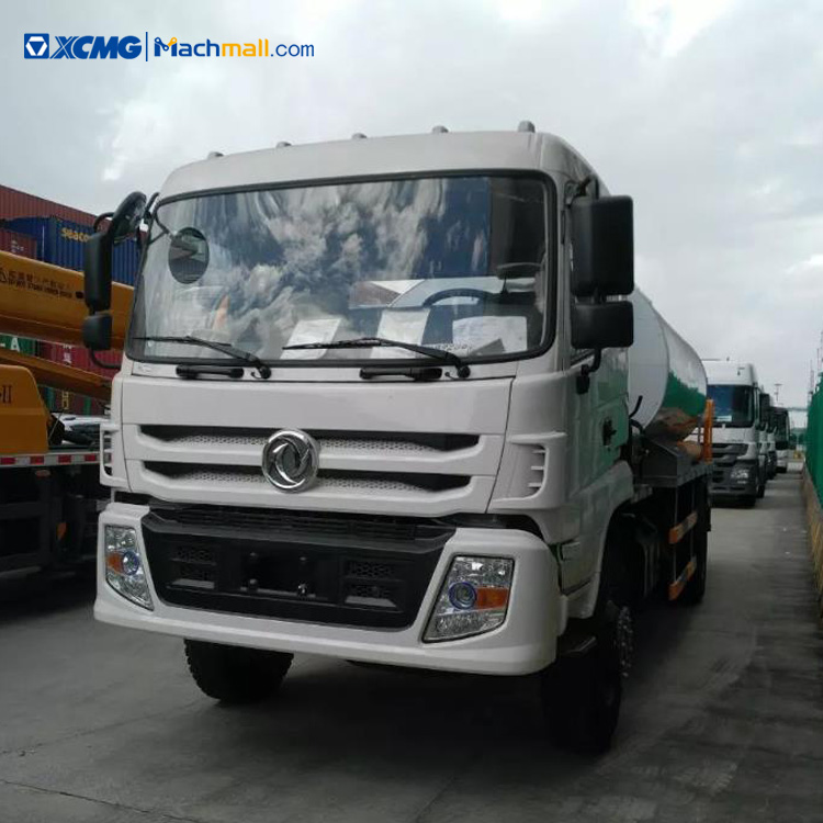 XCMG 13 m3 trailer asphalt oil distributor truck for sale