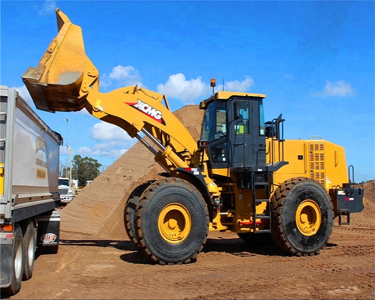 XCMG factory 8 ton wheel loader LW800KN for sale