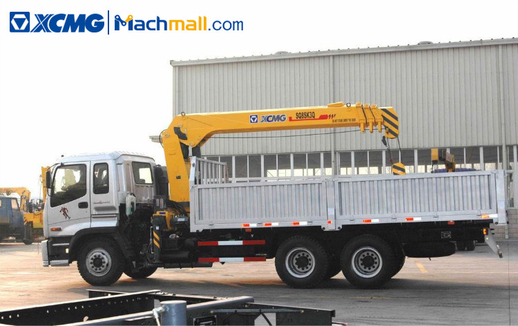 XCMG 8 tons 6 wheels dump truck with crane for sale