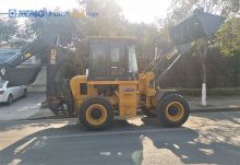 Chinese Brand Cheap Small Retroexcavadora 2.5 ton WZ30-25 for sale