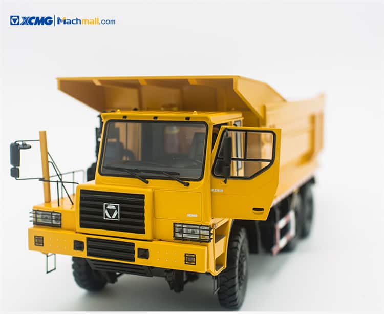 XCMG 1:24 Metal Truck Scale Models for sale