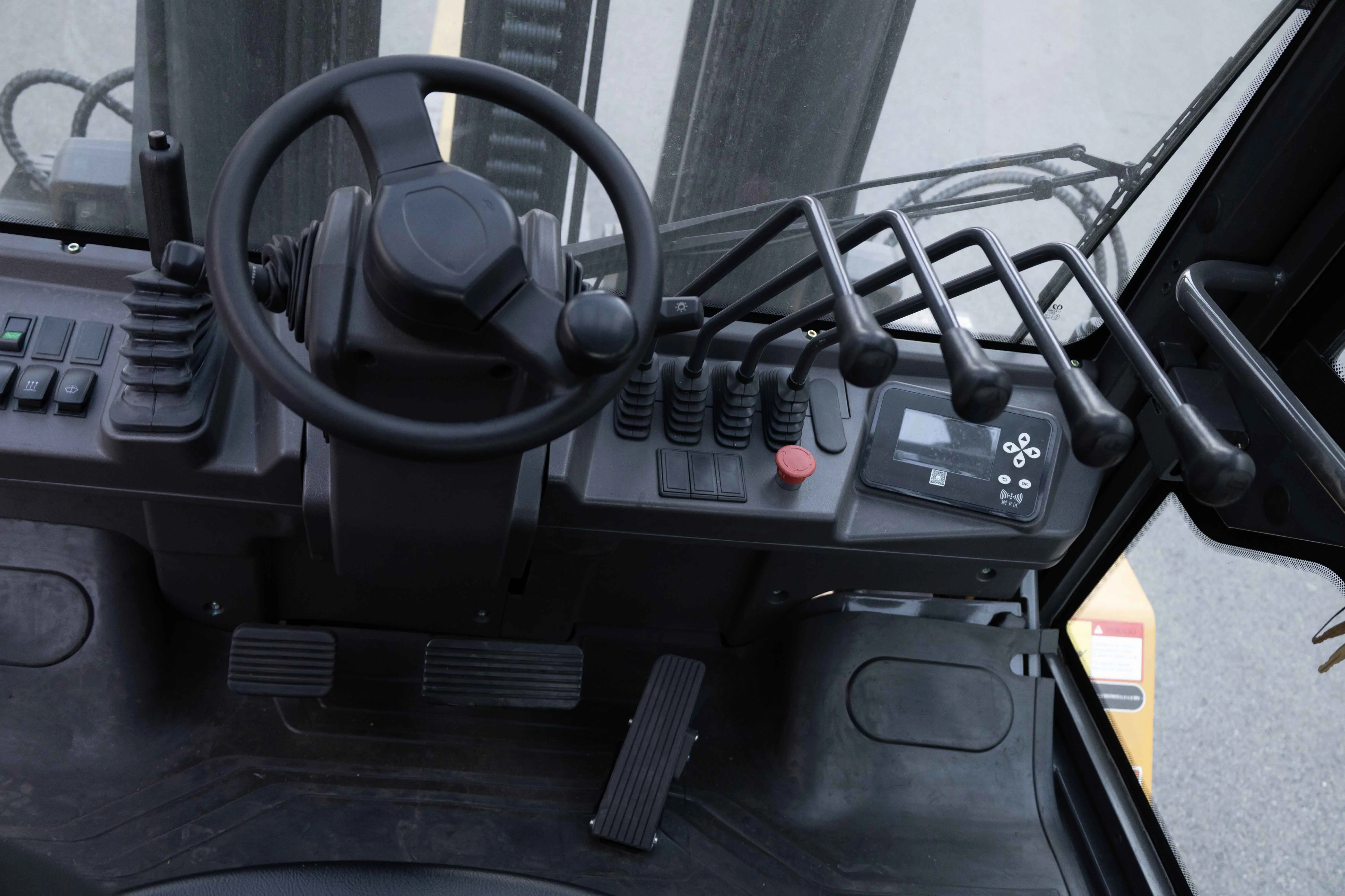 XCMG Official Xcf706K Inter Combustion Forklifts 7 Ton Diesel Fuel Forklift Truck