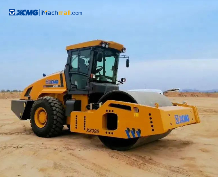 XCMG 40 ton Hydraulic Single Drum Vibratory Roller XS395 for sale