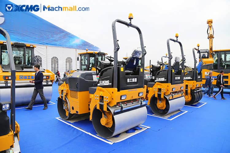 XCMG official 4 ton small road roller XMR403 for sale