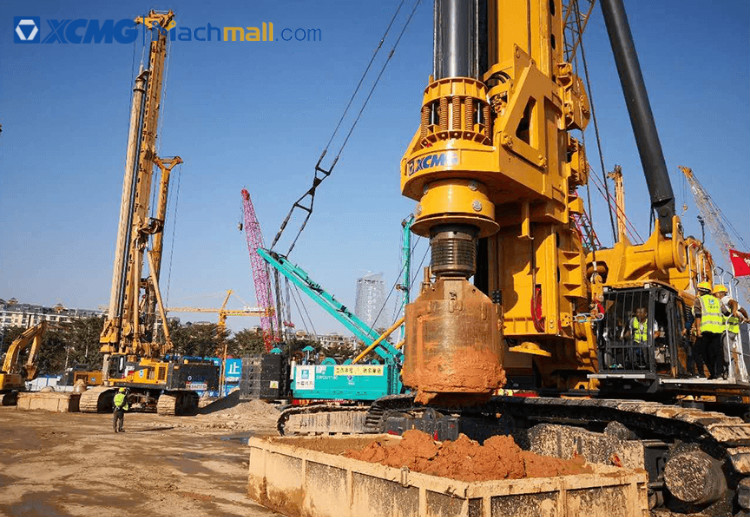 XCMG construction piling machine XR220D 220kn 50m rotary drilling rig for sale