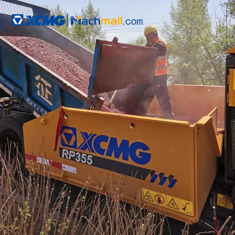 XCMG official 53KW mini concrete road paver RP355 for sale