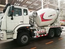 XCMG Factory G06K 6m3 Concrete Mixing Cement Mixer Truck Price