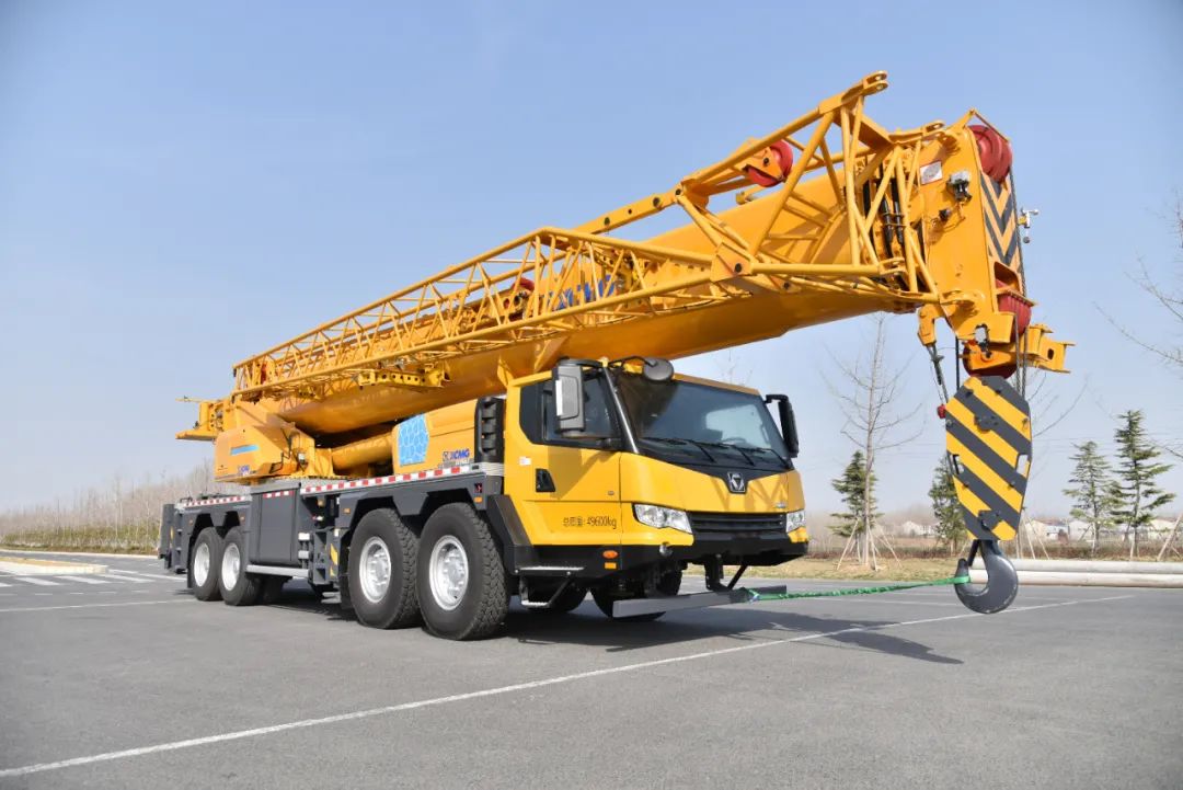 XCMG 95 ton mobile truck crane XCT95L7 price