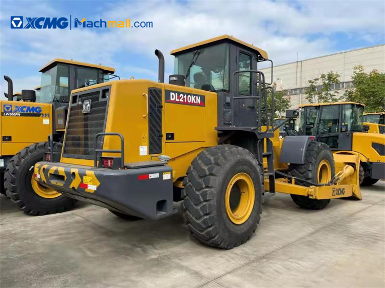 Chinese XCMG Manufacturer 210hp New Wheel Bulldozer DL210KN for sale