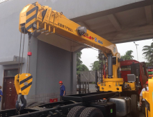 XCMG Lorry Crane SQ8SK3Q 8 Ton Straight Telescoping Boom Crane Truck with Good Price