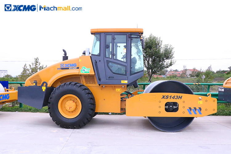 XCMG 14 ton Single Drum Vibratory Road Roller XS143H price