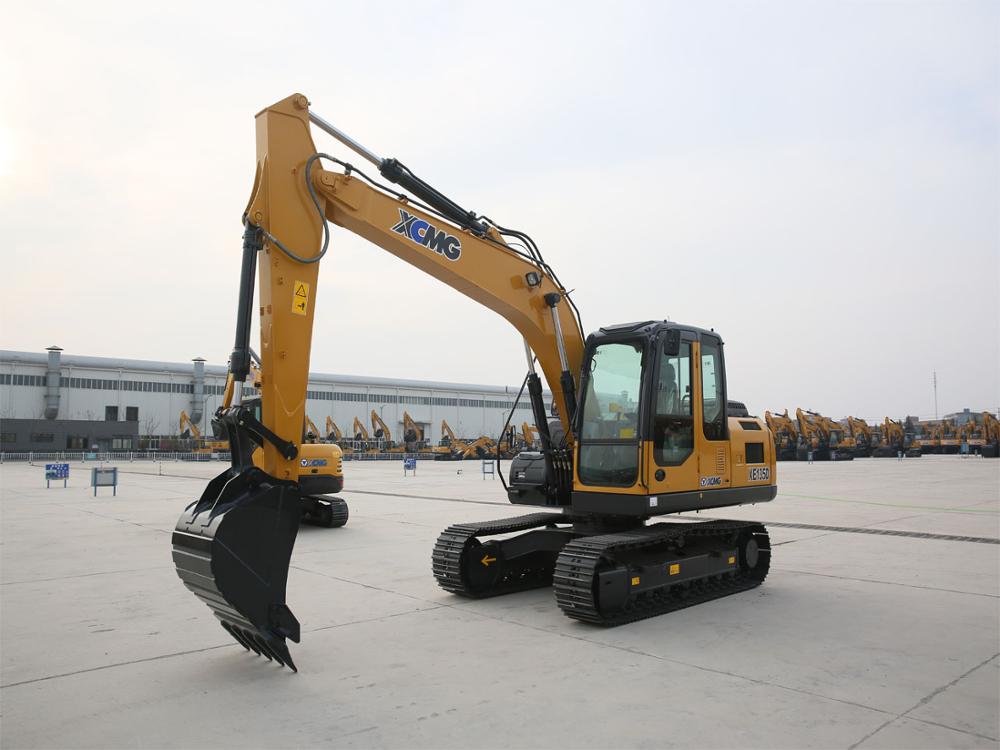 XCMG Official XE135D 13 ton Crawler Excavator for sale