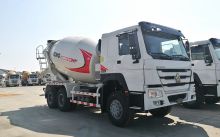 XCMG Official G12K China Construction Cement Mixer for sale