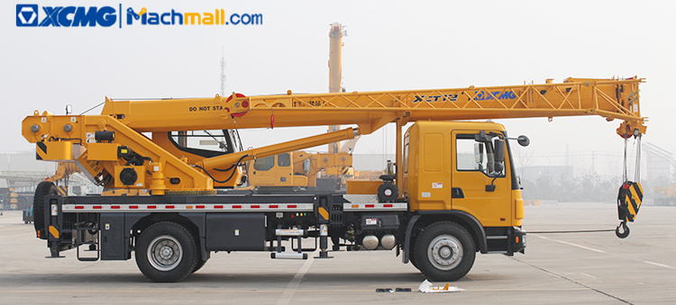 XCMG official 12 ton small lifting crane XCT12L4 price