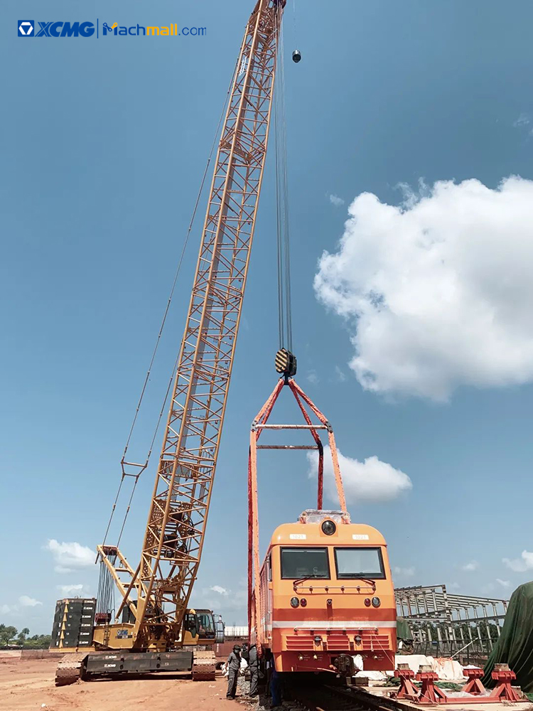 XCMG 300 ton hydraulic crawler crane XGC300 price