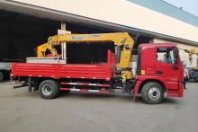 XCMG Official 8 Ton Small Truck Mount Crane SQS200-4 China Pickup Truck Mounted Crane for Sale
