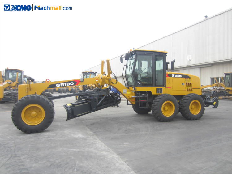 XCMG 180hp asphalt soil motor graders for road Construction GR180 for sale