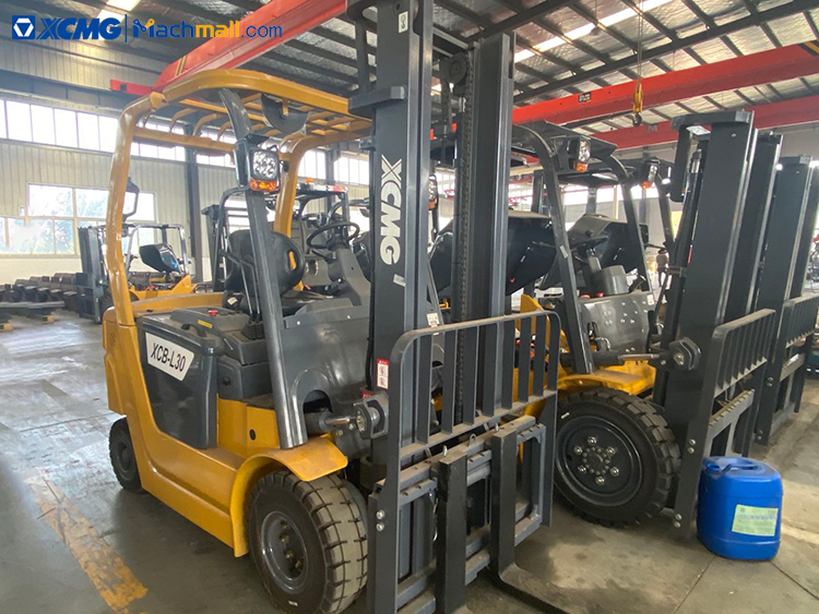 XCMG 3 ton forklift with 80V battery 2 - 7m mast height price