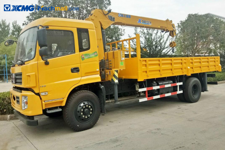 XCMG 4 ton small truck mount crane for sale