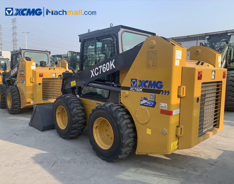 XCMG skid steer loader with multifunction attachment snow brush and snow shovel price