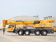 China Famous Brand XCA100_M Rated Lifting 60m Full Extended Boom All Terrain Crane 100 Ton