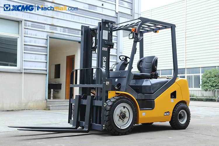 XCMG official 4*4 diesel forklift 2.5 ton 3 ton 3.5 ton with forklift part price