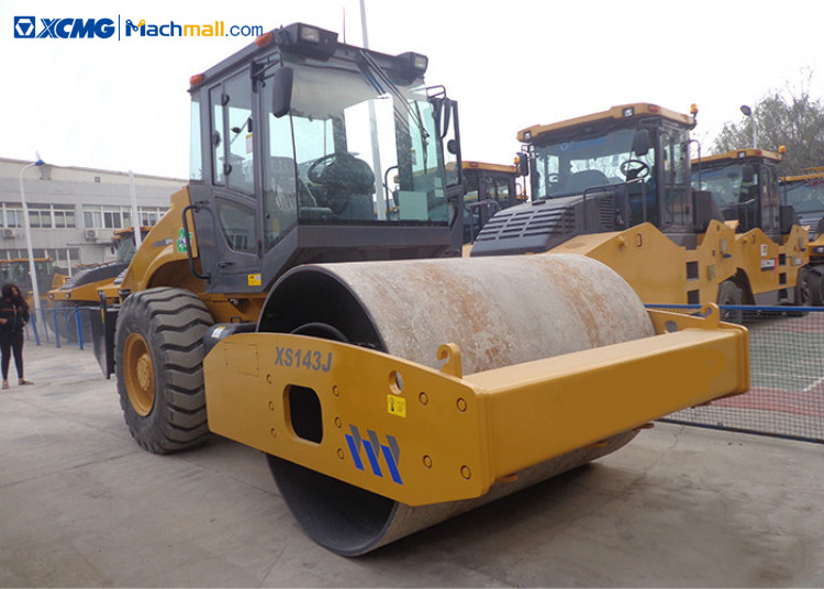 XS143J road roller for sale | XCMG XS143J vibratory road roller 14 ton price