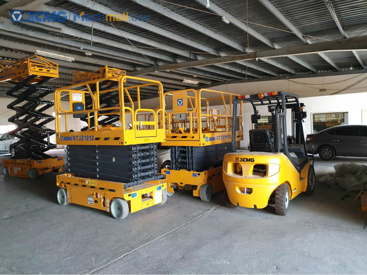 XCMG official 18m mobile rough terrain hydraulic scissor lift
