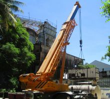XCMG Brand Top Quality Lifting Machinery XCR120 120 ton Mobile Rough Terrain Crane For Sale
