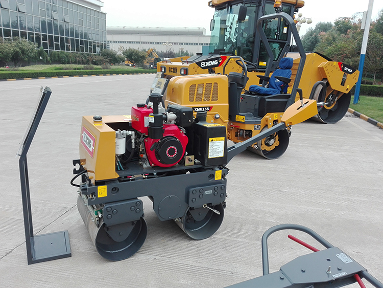 XCMG 1.5 ton mini double drum light road roller for sale