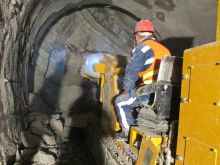 XCMG EBZ260 447kW Tunneling Machine Coal Mining Roadheader With Competitive Price