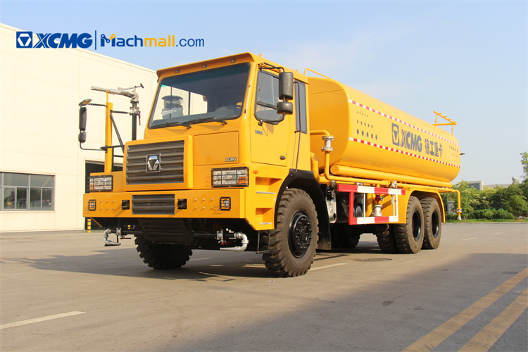 XCMG LHD Off Road Widebody Water Tank Sprinkler Truck for Mining price