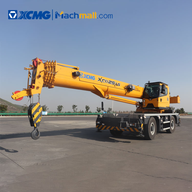 XCMG China Hydraulic Rough Terrain Crane 25ton XCR25L5 for Sale